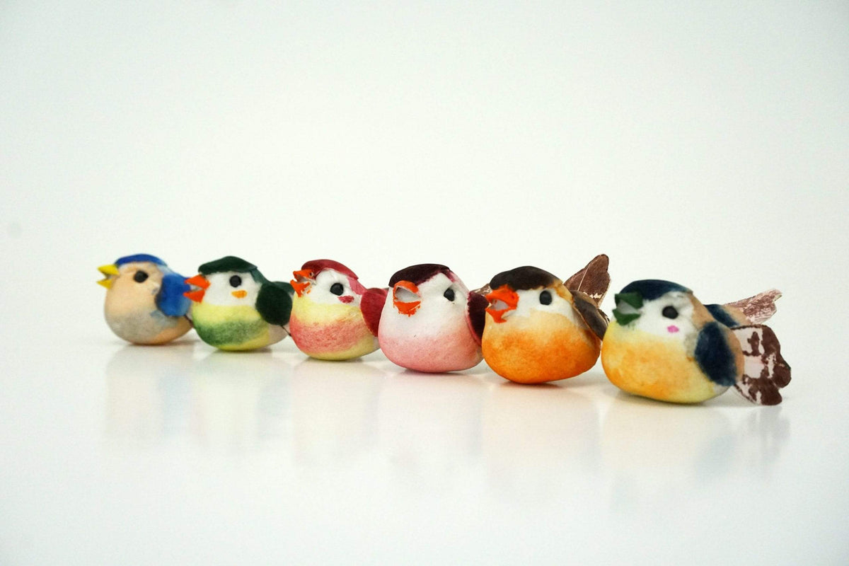 Golden Bell Party Supplies Bird Assorted 1.5″ (24 count)